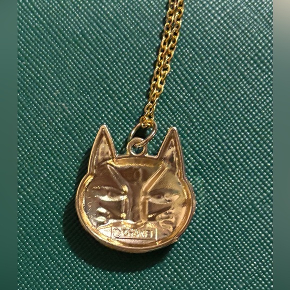 Upcycled Luxe & Handmake ❤️‍🔥 - Picture 9 of 17